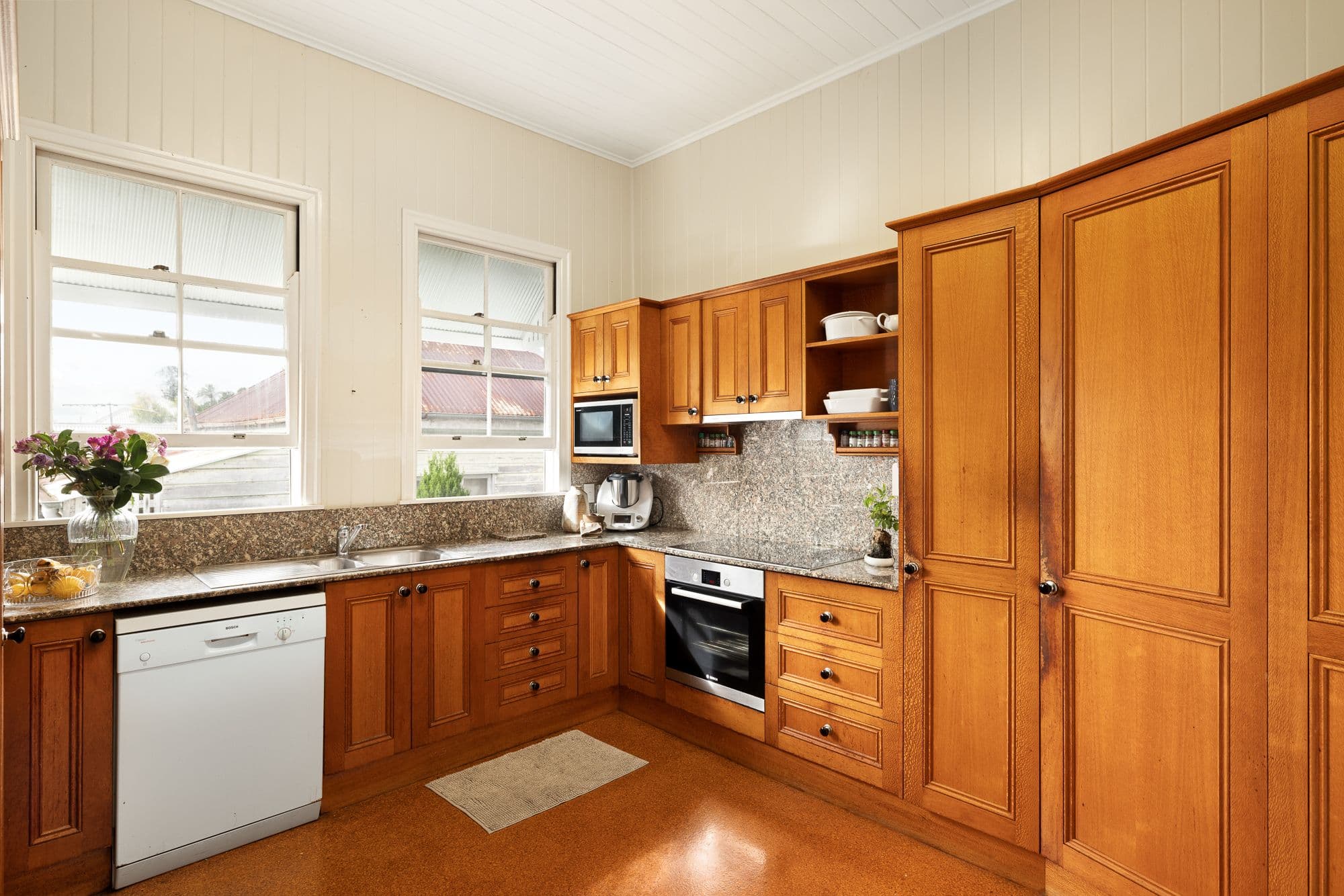 16 Mackay Street, Windsor QLD 4030, Windsor - Thumbnail 5