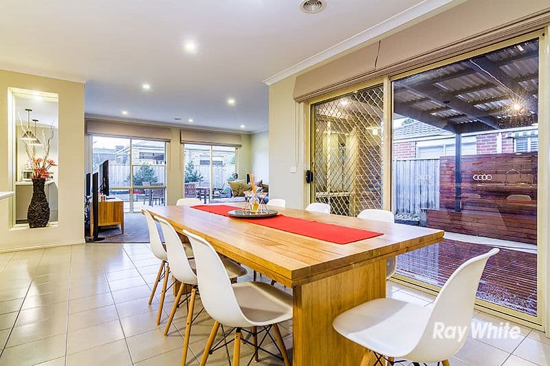 6 Yammerbook Way, Cranbourne East VIC 3977, Cranbourne East - Thumbnail 6