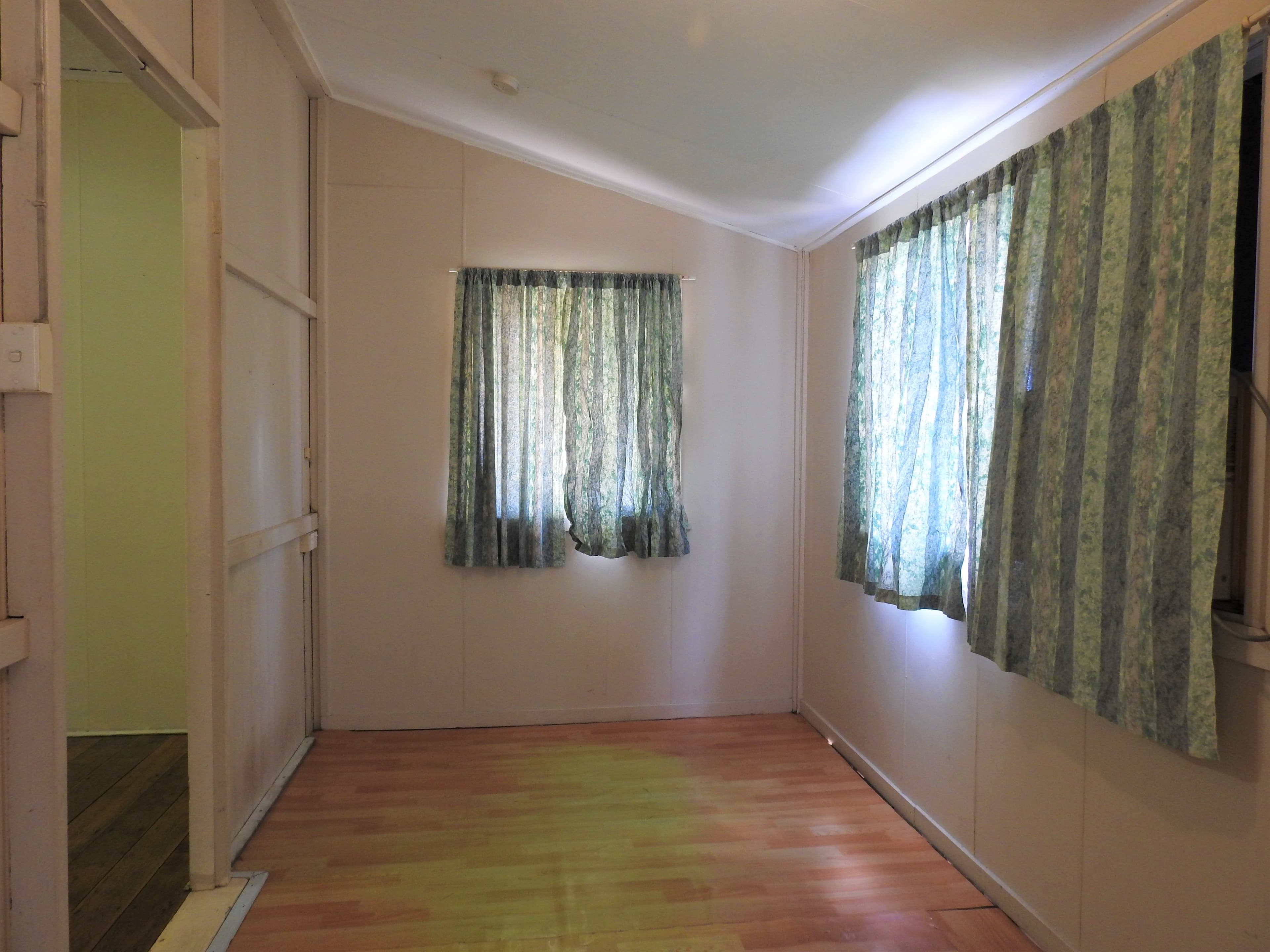 105 Fir Street, Barcaldine QLD 4725, Barcaldine - Thumbnail 7