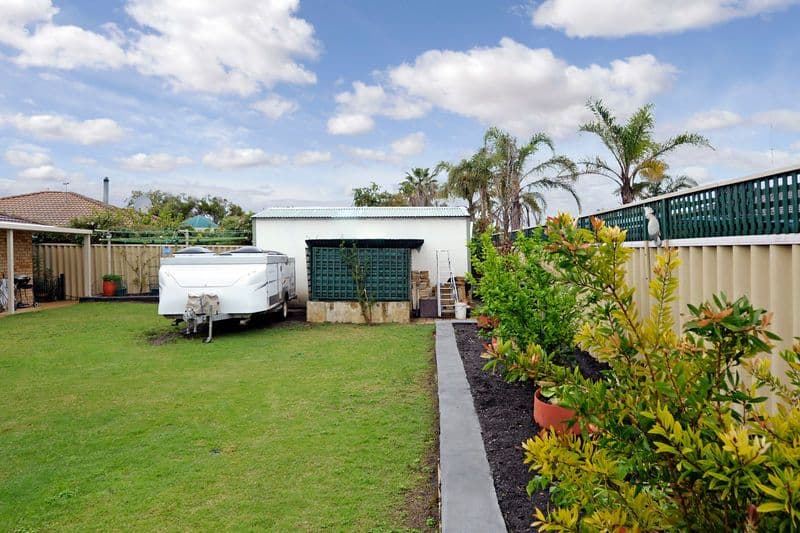 33 Manly Cresent, WARNBRO WA 6169, Warnbro - Thumbnail 5