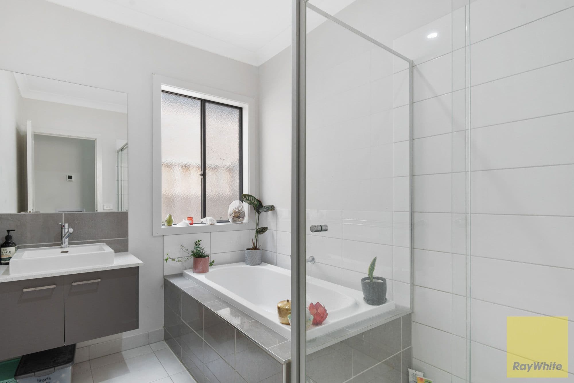 28 Gardener Drive, Point Cook VIC 3030, Point Cook - Thumbnail 5
