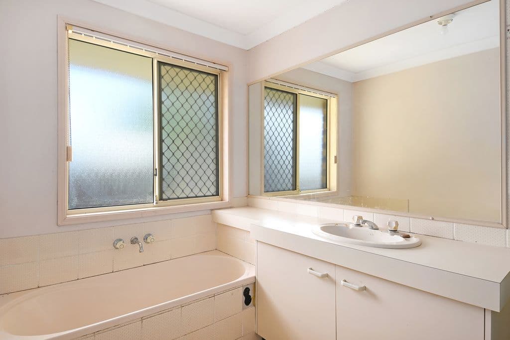 7 Valentino Close, Parkwood QLD 4214, Parkwood - Thumbnail 5