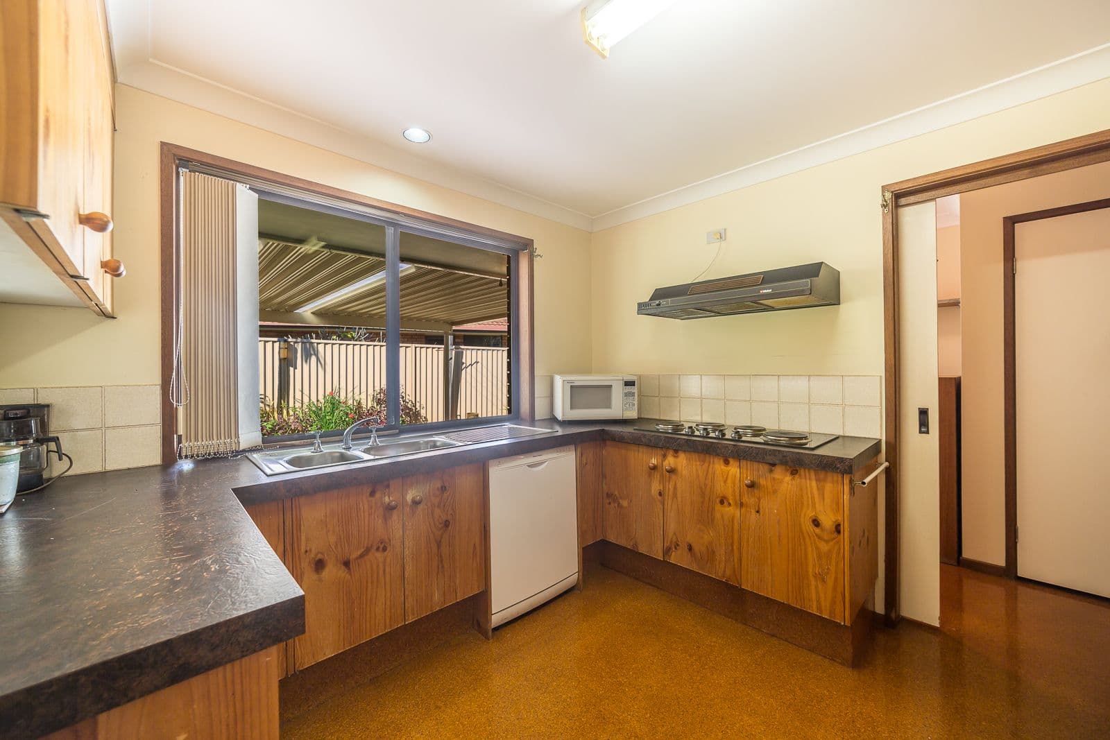 17 Palmwood Court, Burleigh Waters QLD 4220, Burleigh Waters - Thumbnail 6
