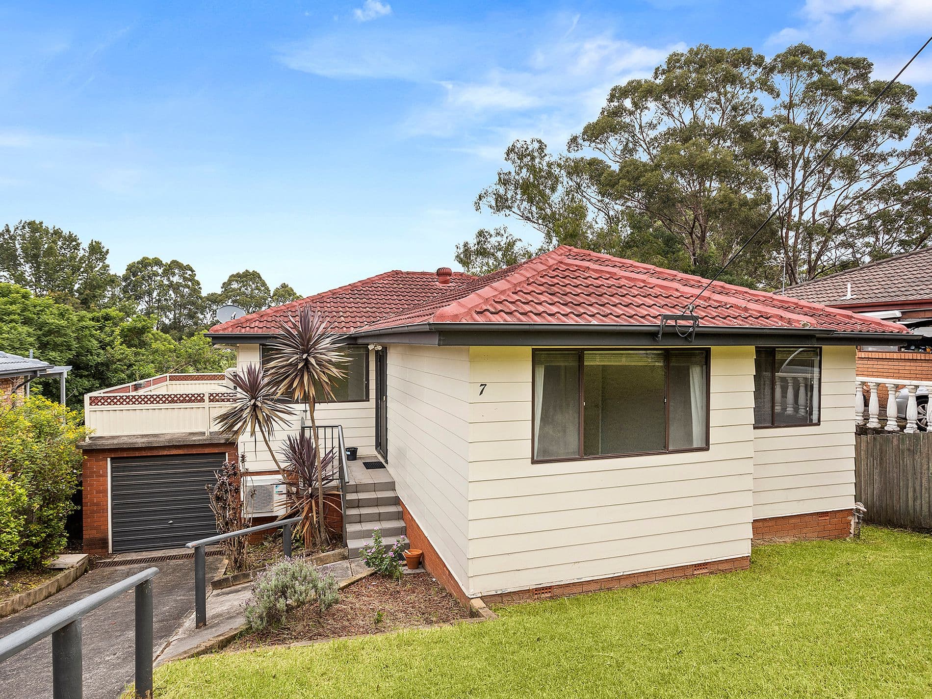 7 Bruce Street, Unanderra, Unanderra - Image 1