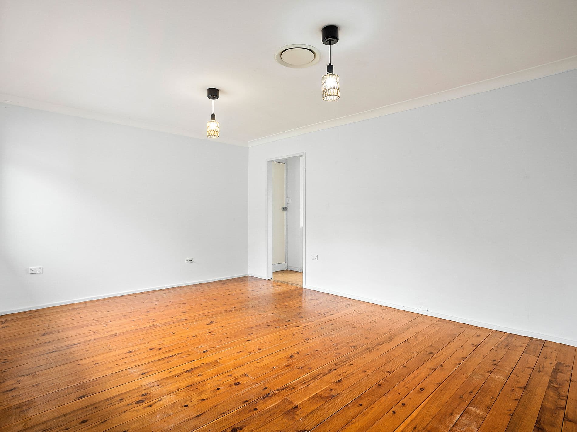 7 Bruce Street, Unanderra, Unanderra - Thumbnail 4