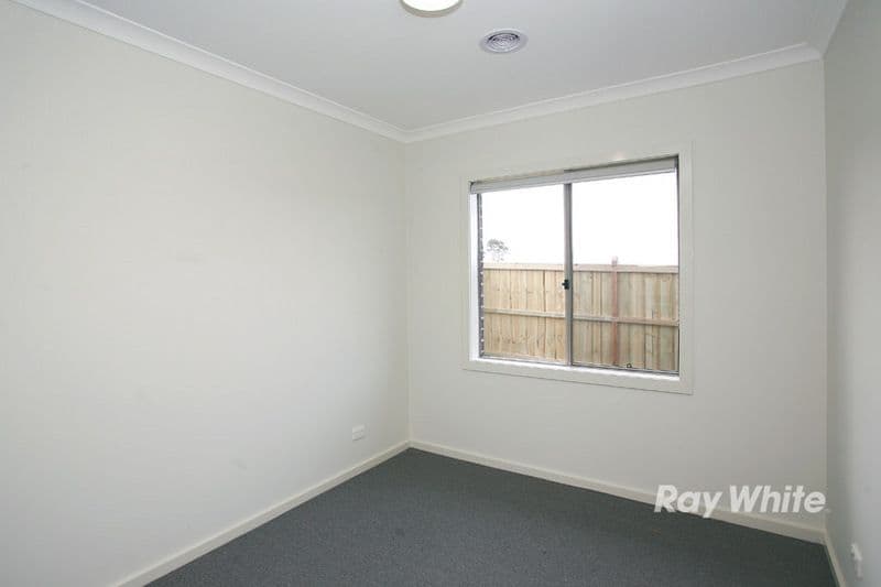 40 Alarah  Boulevard, CRANBOURNE VIC 3977, Cranbourne - Thumbnail 8