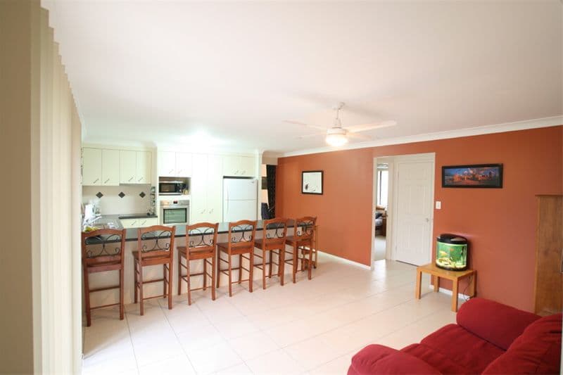 20  St Aubins Drive, BRASSALL QLD 4305, Brassall - Thumbnail 3