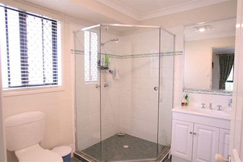 20  St Aubins Drive, BRASSALL QLD 4305, Brassall - Thumbnail 6