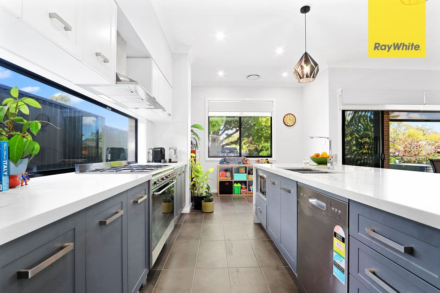 32 Rowley Street, Pendle Hill NSW 2145, Pendle Hill - Thumbnail 2