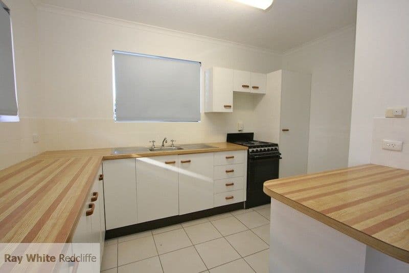 13 Meredith Street, REDCLIFFE QLD 4020, Redcliffe - Thumbnail 3