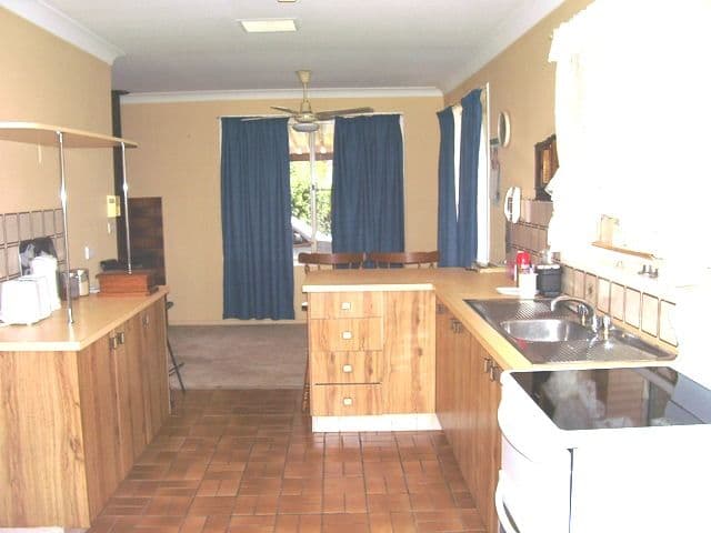 36  Middleton Street, PARKES NSW 2870, Parkes - Thumbnail 4
