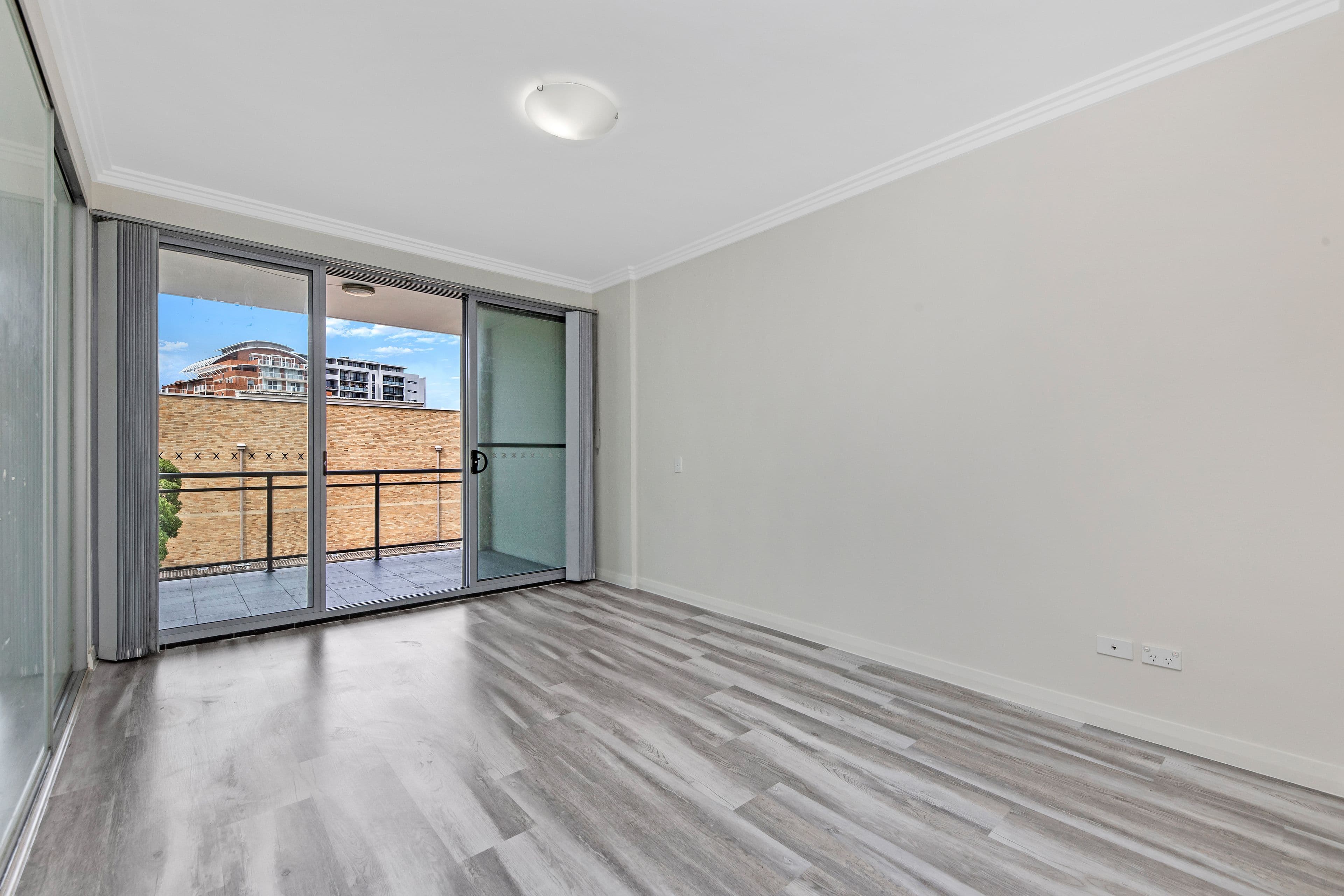 110 Queens Road, Hurstville NSW 2220, Hurstville - Thumbnail 2