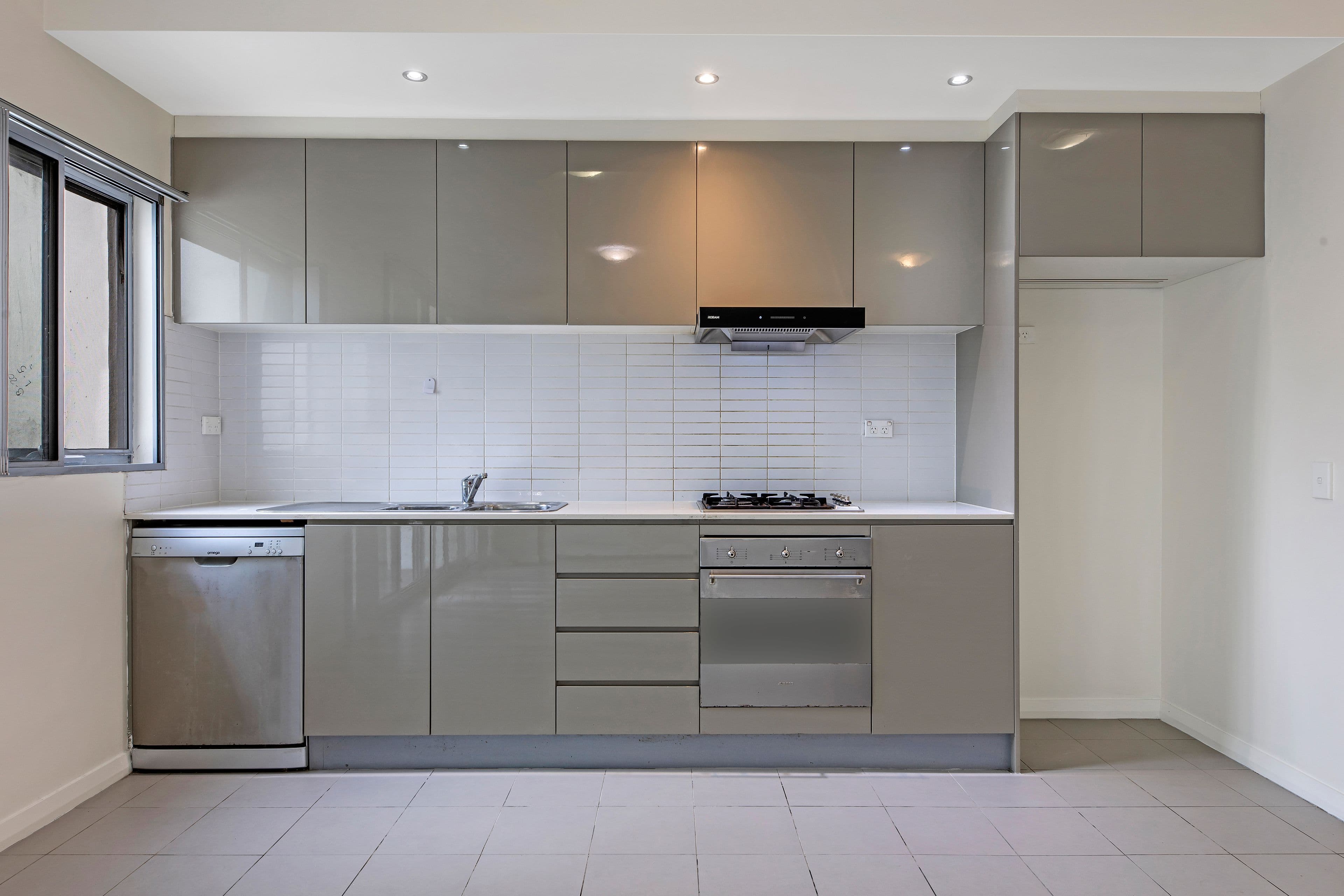 110 Queens Road, Hurstville NSW 2220, Hurstville - Thumbnail 4