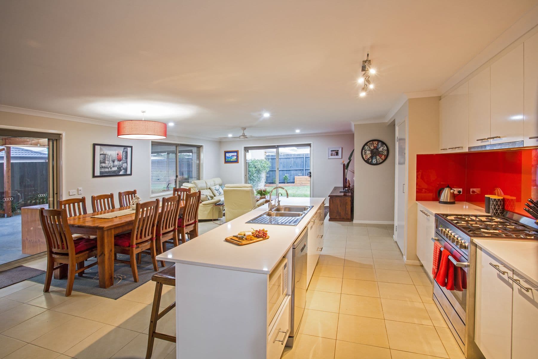 10 Dunes Road, Cowes VIC 3922, Cowes - Thumbnail 2