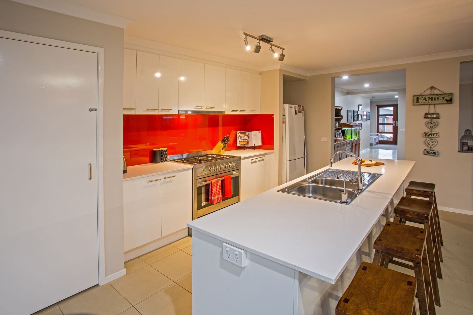 10 Dunes Road, Cowes VIC 3922, Cowes - Thumbnail 6