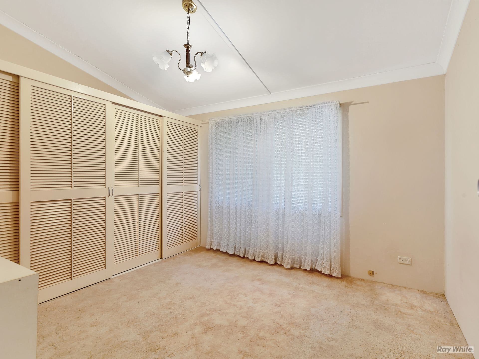 49 Blaxland Crescent, REDBANK PLAINS QLD 4301, Redbank Plains - Thumbnail 6