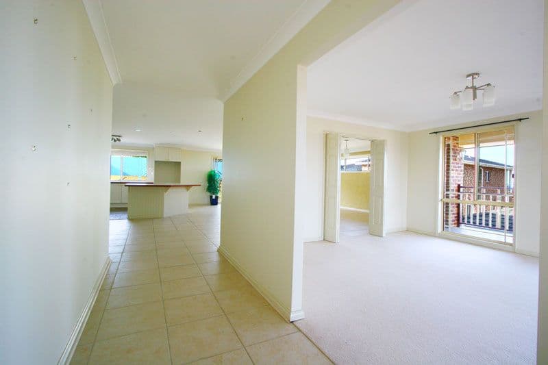 4 Yarle Crescent, FLINDERS NSW 2529, Flinders - Thumbnail 5