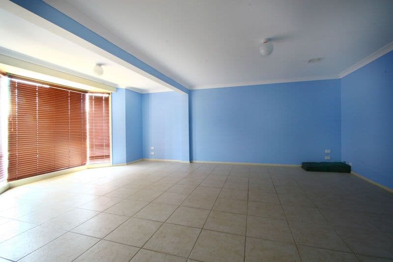 4 Yarle Crescent, FLINDERS NSW 2529, Flinders - Thumbnail 7