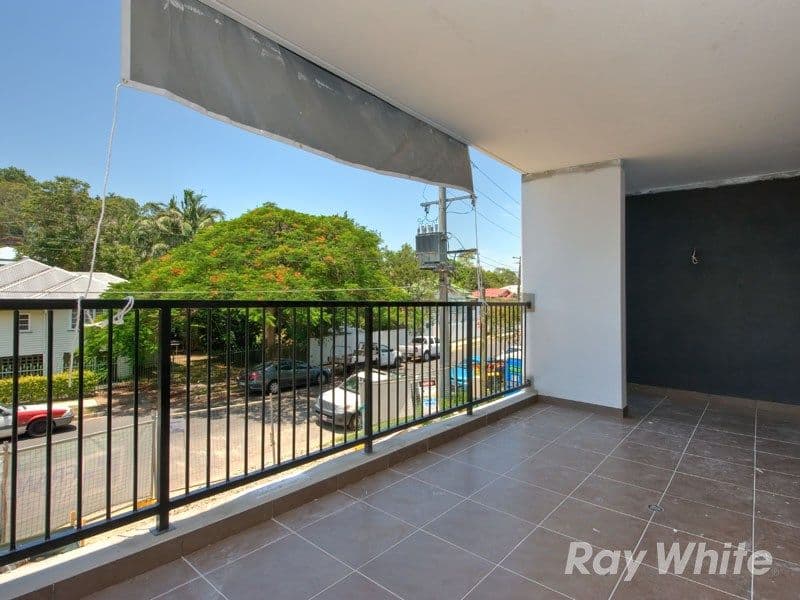 17 Burnley Street, NEWMARKET QLD 4051, Newmarket - Thumbnail 4