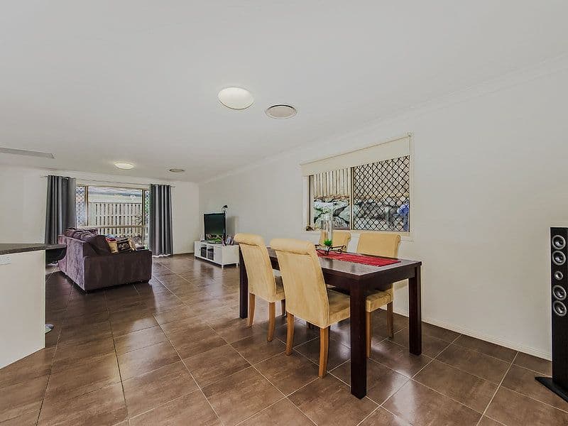 6 Hetchy Street, UPPER COOMERA QLD 4209, Upper Coomera - Thumbnail 5