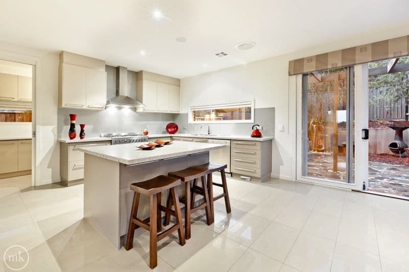 19 Lookout Rise, Macleod VIC 3085, Macleod - Thumbnail 2
