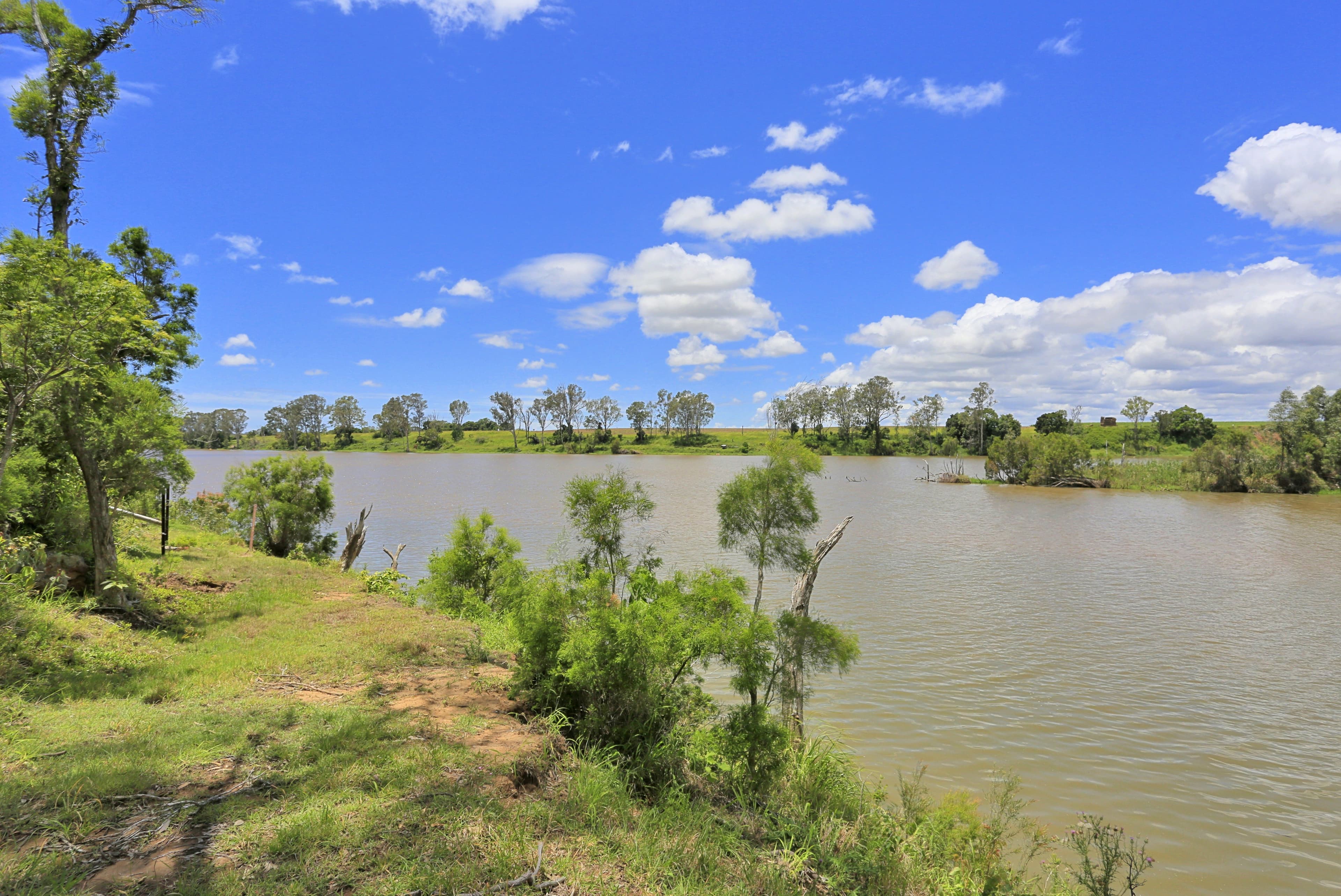 24 Pindari Drive, SHARON QLD 4670, Sharon - Thumbnail 5