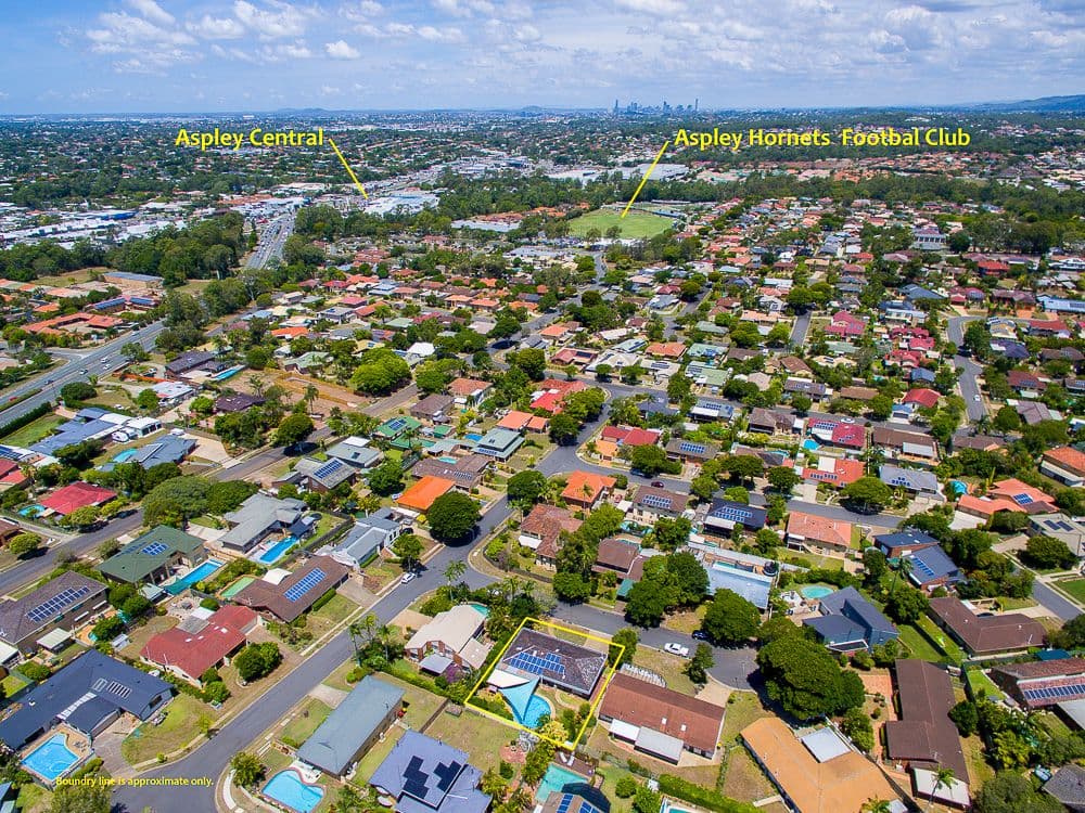 5 Lexia Place, Carseldine QLD 4034, Carseldine - Thumbnail 3