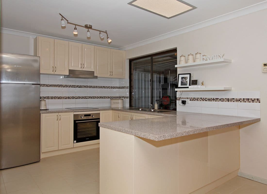 3 Clements Grove, ARMADALE WA 6112, Armadale - Thumbnail 2