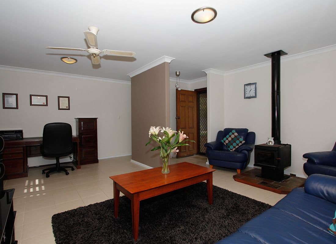 3 Clements Grove, ARMADALE WA 6112, Armadale - Thumbnail 3