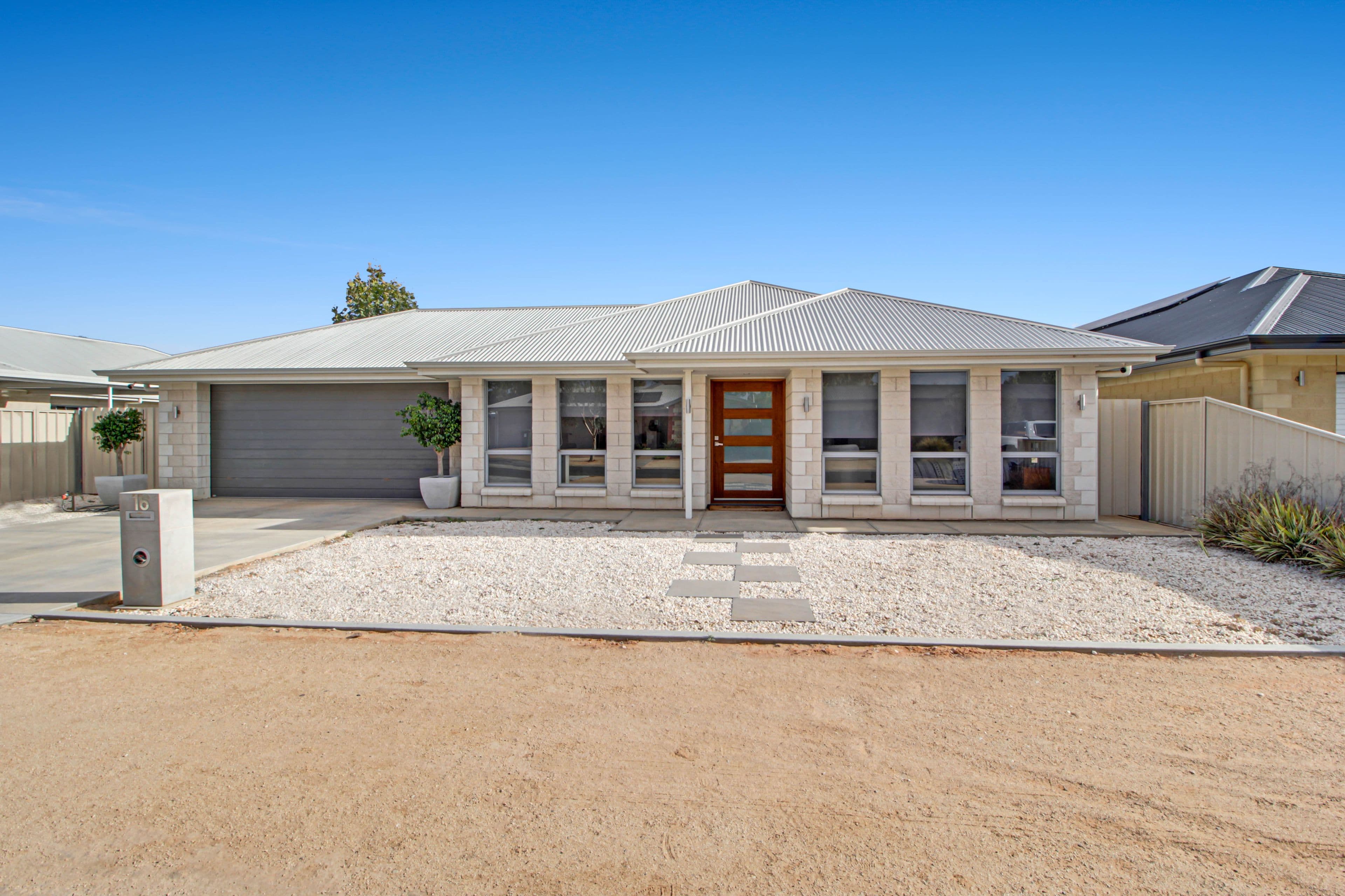 16 Schick Street, Loxton SA 5333, Loxton - Image 1