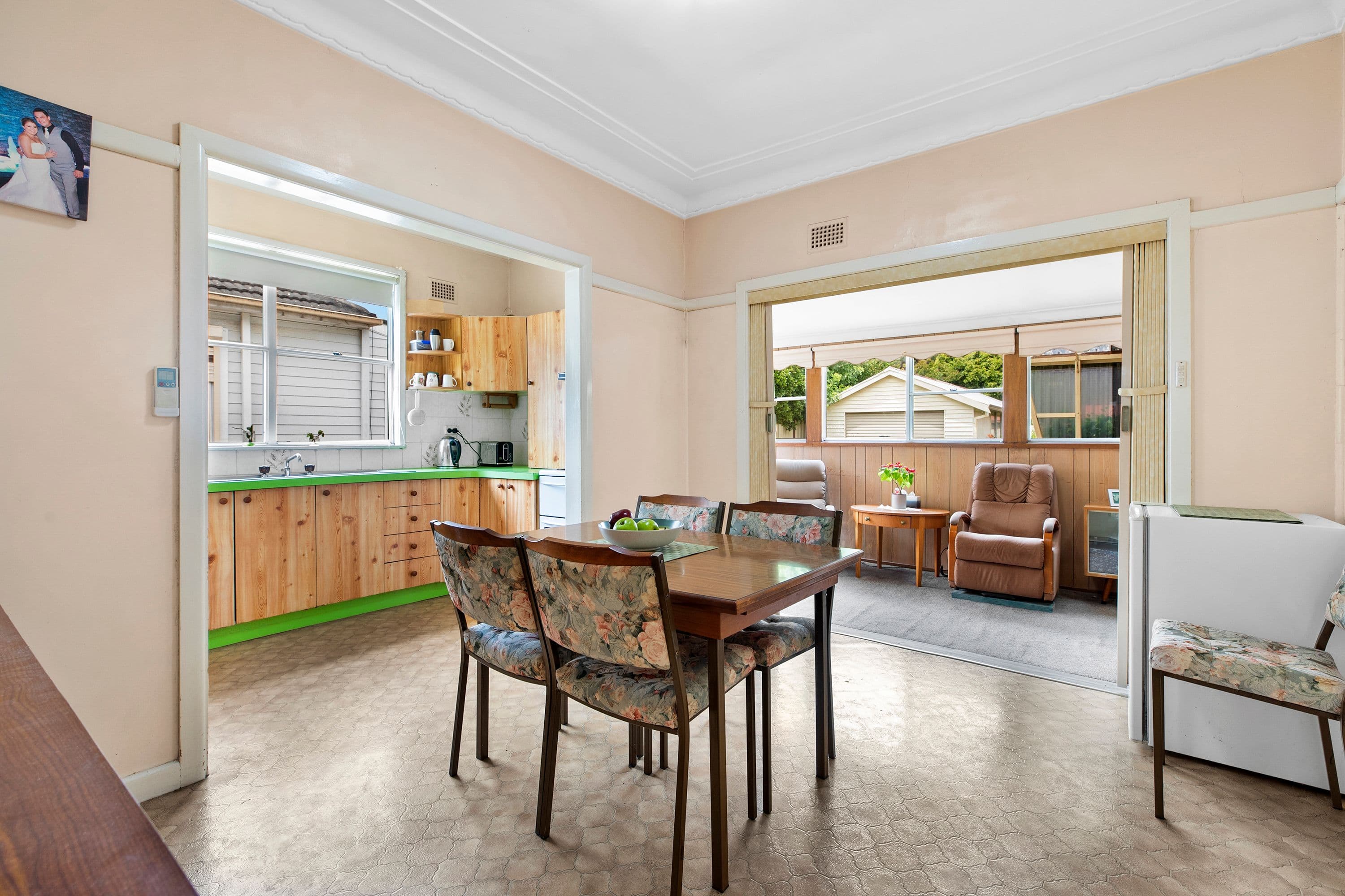 79 Hannans Road, Riverwood NSW 2210, Riverwood - Thumbnail 6