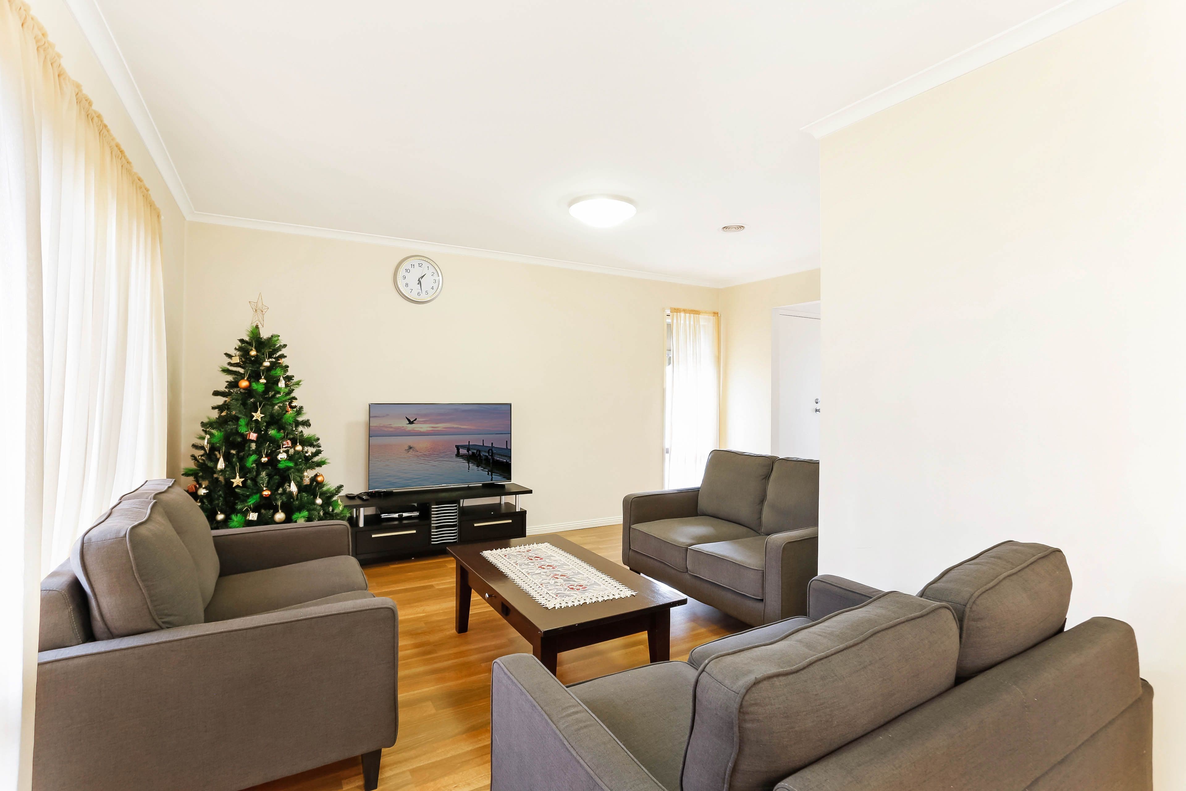 15 Manna Court, Meadow Heights VIC 3048, Meadow Heights - Thumbnail 2