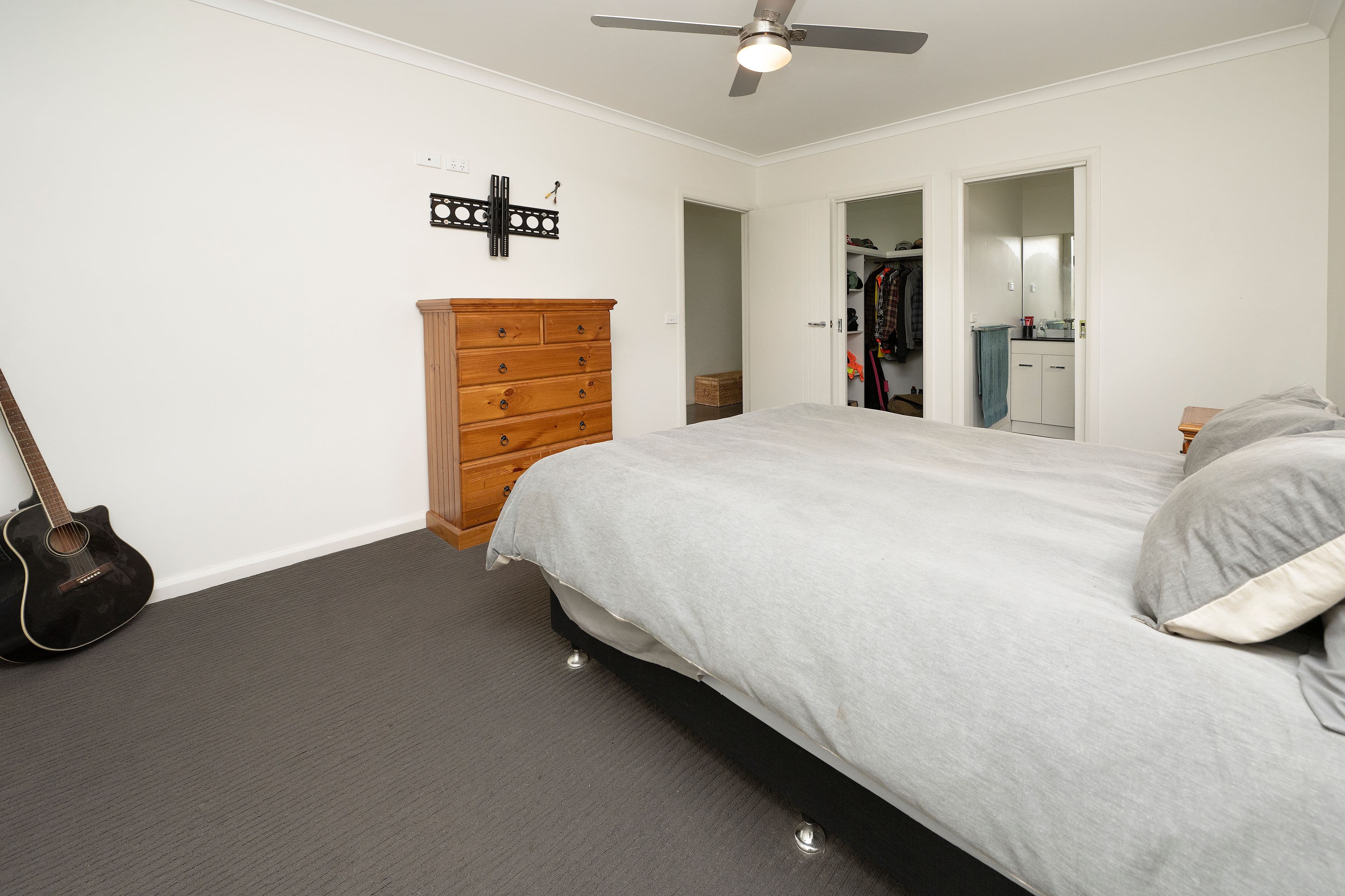 5 Redgum Street, Swan Hill VIC 3585, Swan Hill - Thumbnail 4