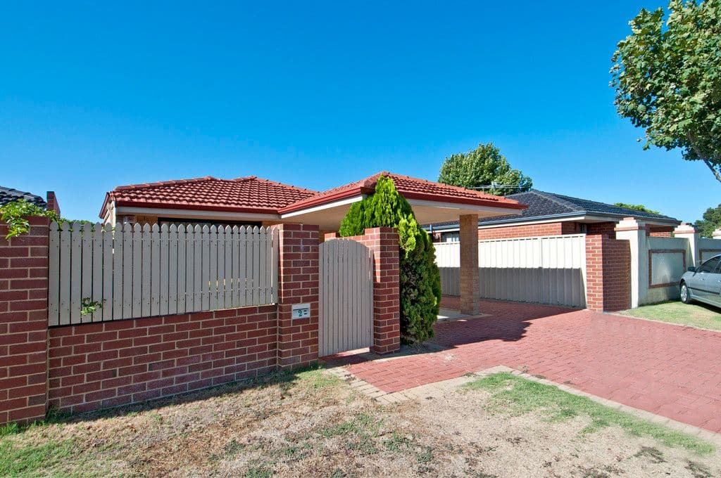 2 Pamplona Boulevard, PORT KENNEDY WA 6172, Port Kennedy - Thumbnail 2