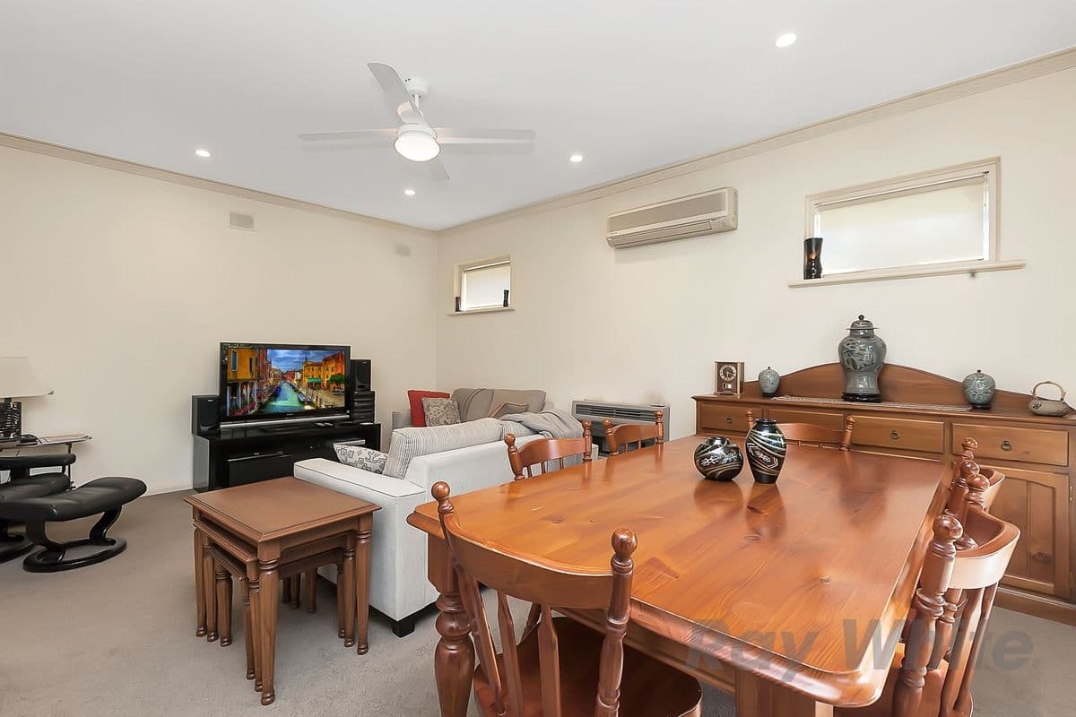 7 Pemberton Street, Oaklands Park SA 5046, Oaklands Park - Thumbnail 3