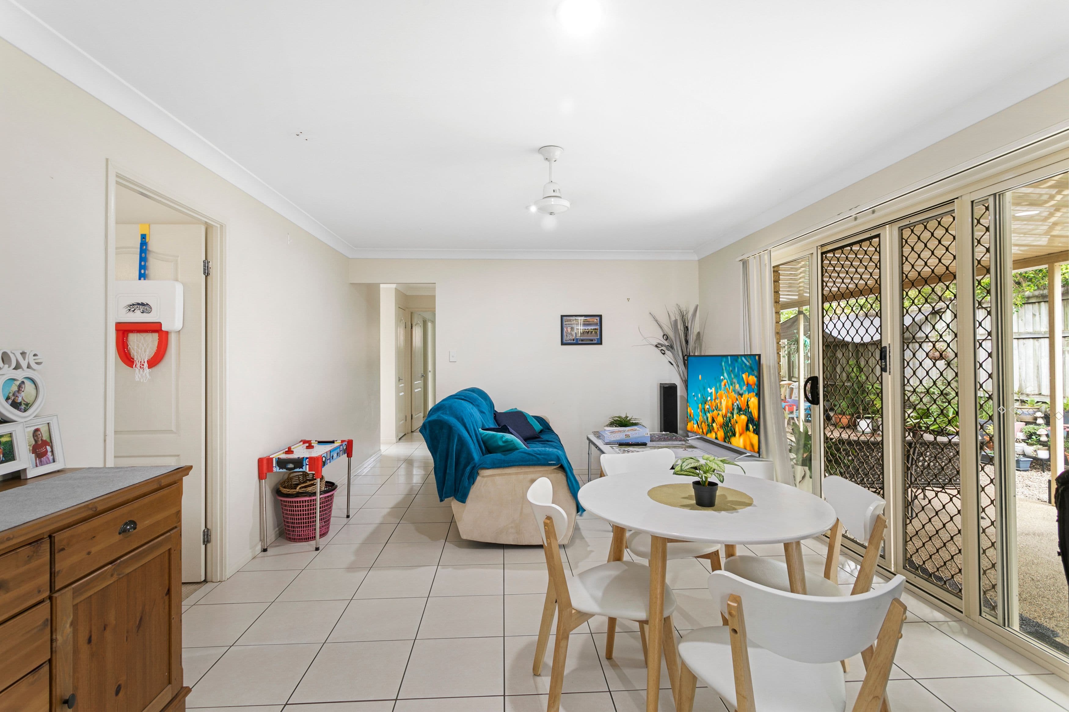 28 Riverbend Crescent, Morayfield QLD 4506, Morayfield - Thumbnail 4