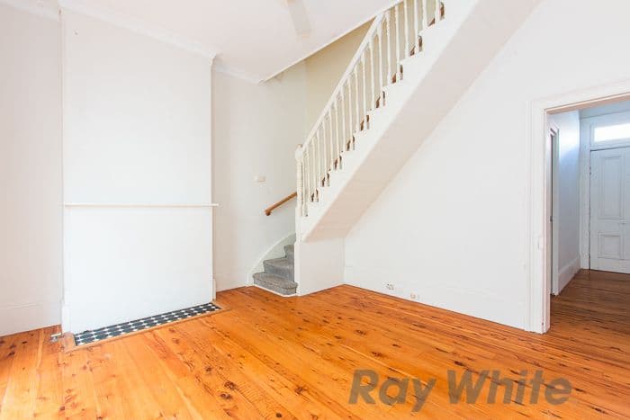 147 Hill Street, Carrington - Thumbnail 2