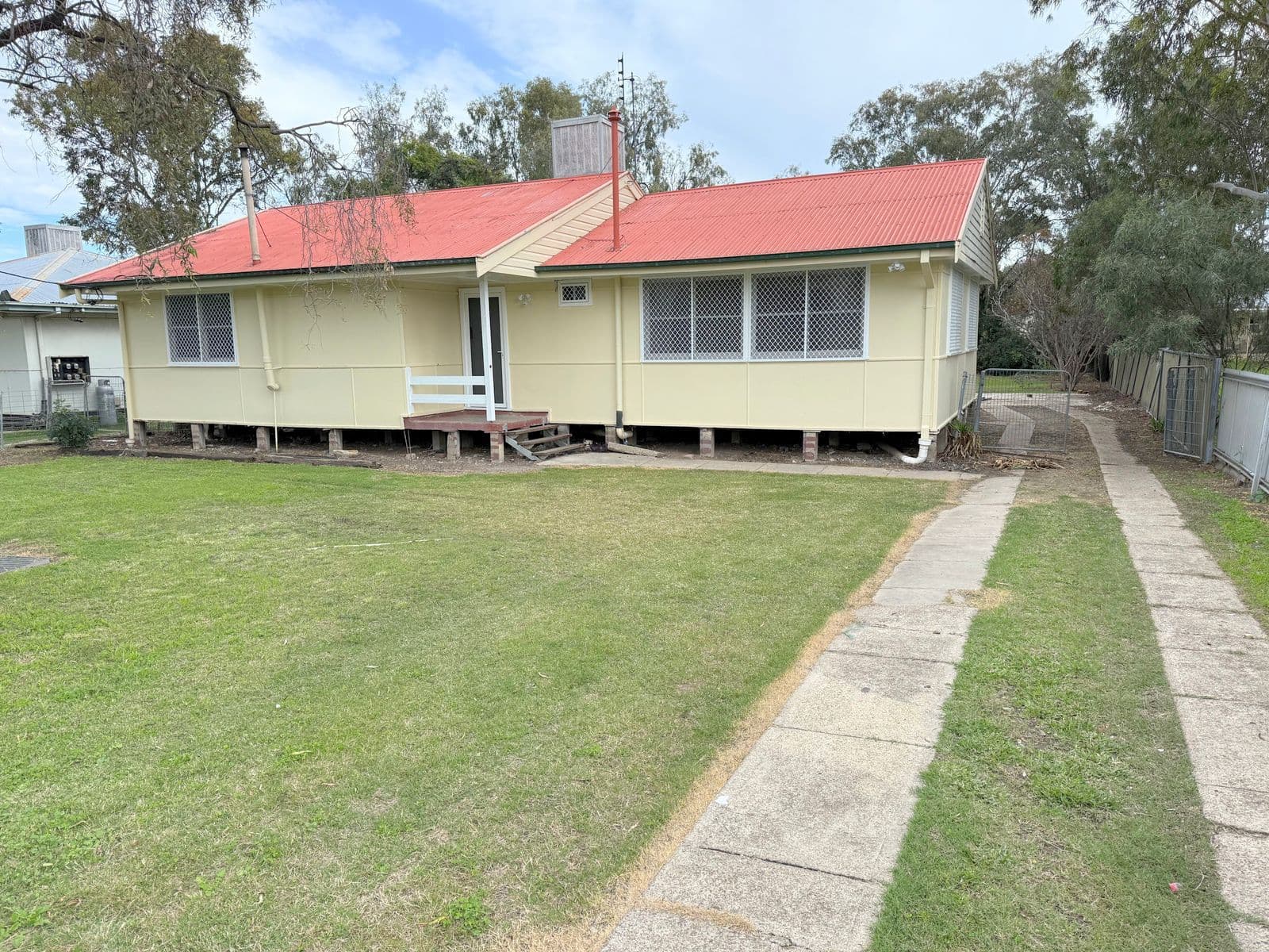 305 Auburn Street, Moree NSW 2400, Moree - Thumbnail 3
