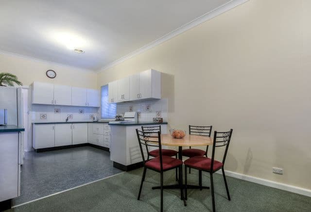 5 Excelsior Street, Reservoir VIC 3073, Reservoir - Thumbnail 3