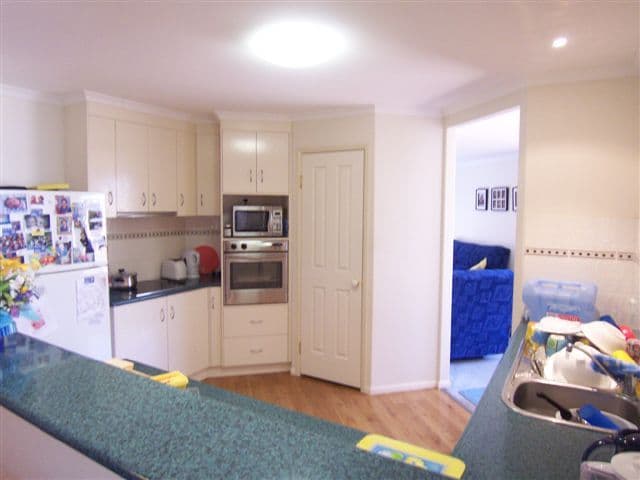 4  Chifley Street, MIDDLE RIDGE QLD 4350, Middle Ridge - Thumbnail 2