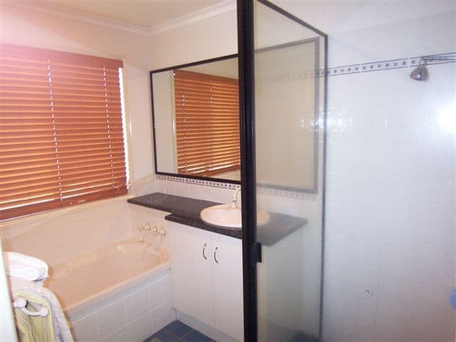 4  Chifley Street, MIDDLE RIDGE QLD 4350, Middle Ridge - Thumbnail 5