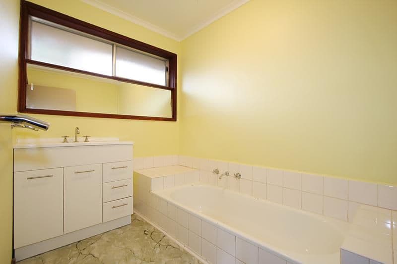 71 Edina Road, FERNTREE GULLY VIC 3156, Ferntree Gully - Thumbnail 8