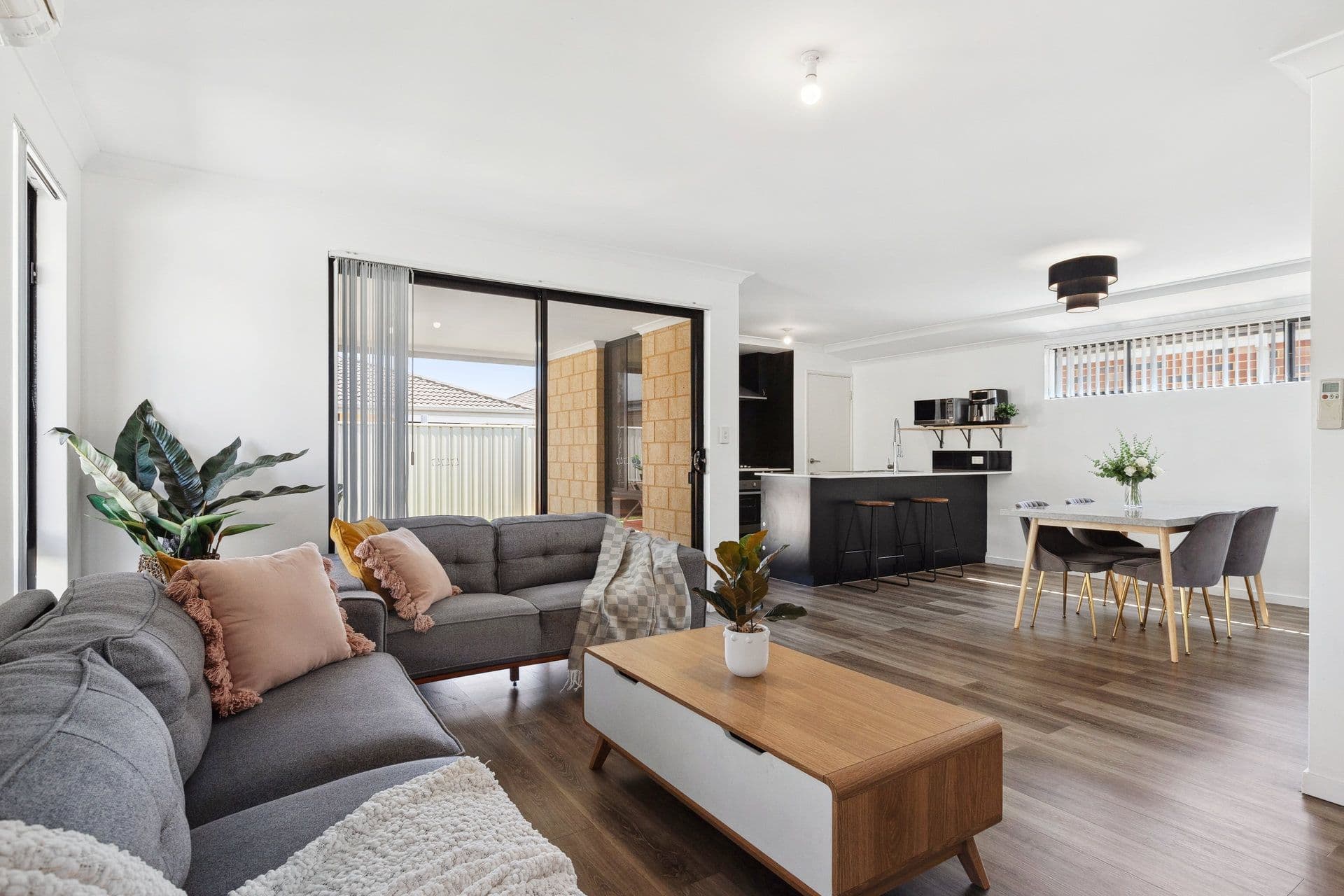 45 Molonglo Crescent, Baldivis WA 6171, Baldivis - Thumbnail 3