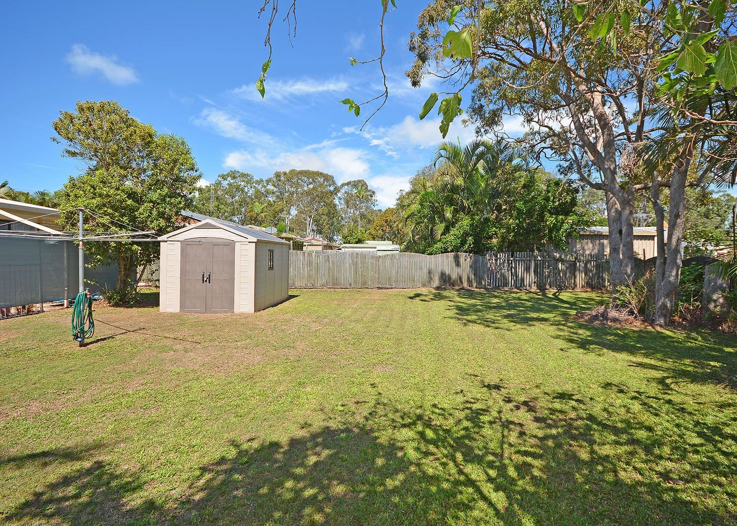 5 Howlett Street, Urangan QLD 4655, Urangan - Thumbnail 2
