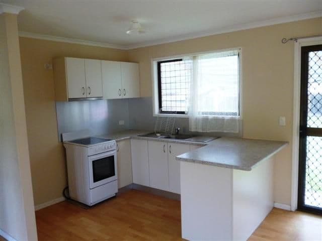 5 Howlett Street, Urangan QLD 4655, Urangan - Thumbnail 4