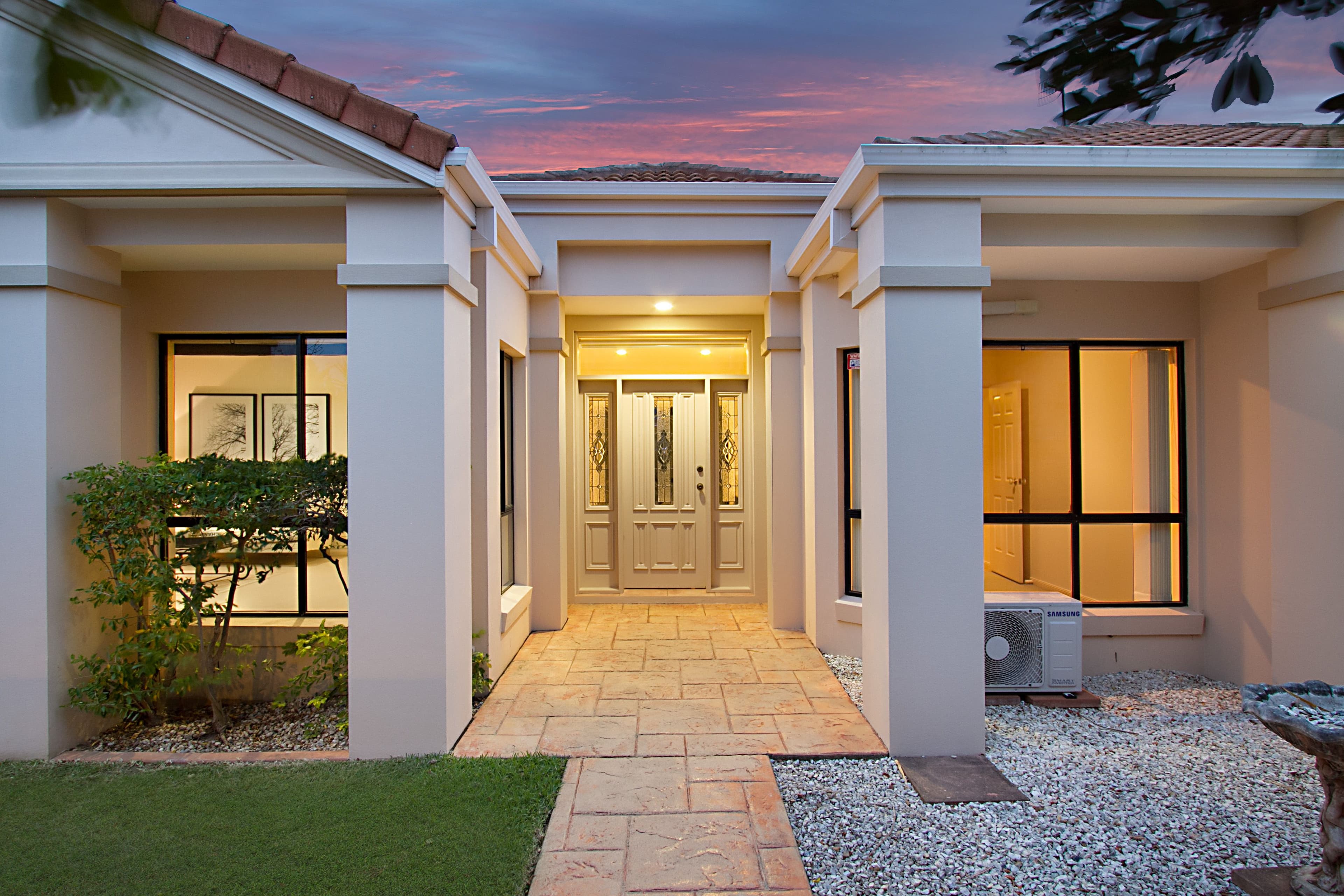 18 Arbuthnot Parade, Benowa Waters QLD 4217, Benowa - Thumbnail 2