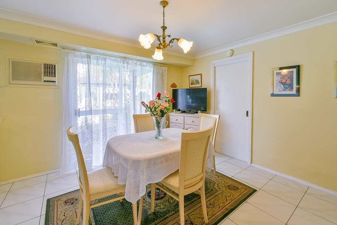 5 Moresby Avenue, GLENFIELD NSW 2167, Glenfield - Thumbnail 6