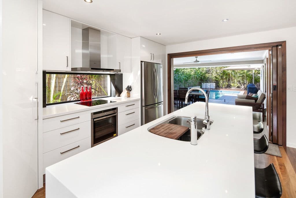 8 Dabchick Drive, Burleigh Waters QLD 4220, Burleigh Waters - Thumbnail 6