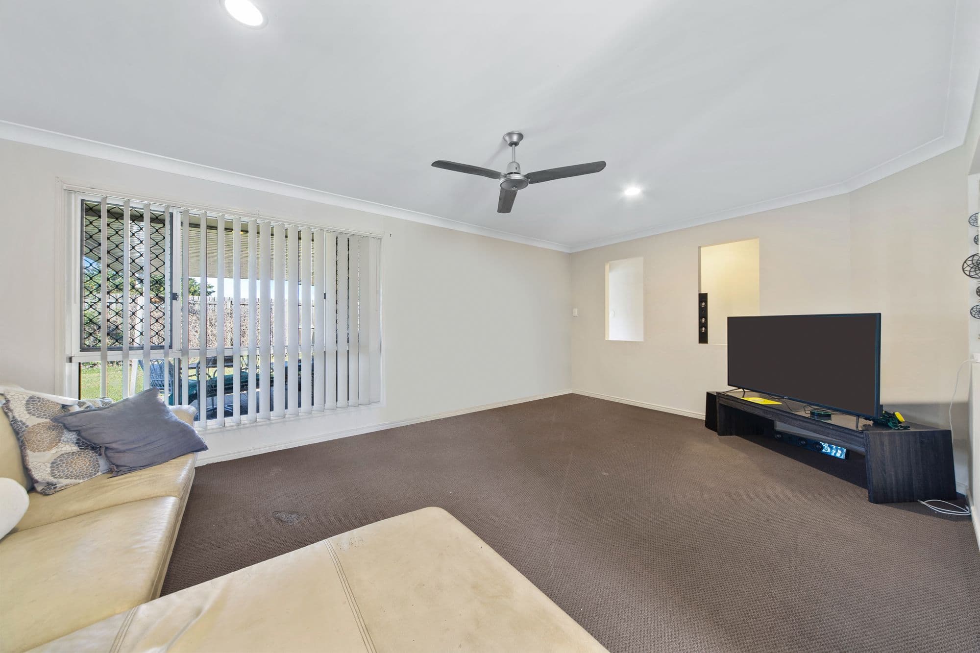48 Kooyalee Street, Deception Bay QLD 4508, Deception Bay - Thumbnail 5