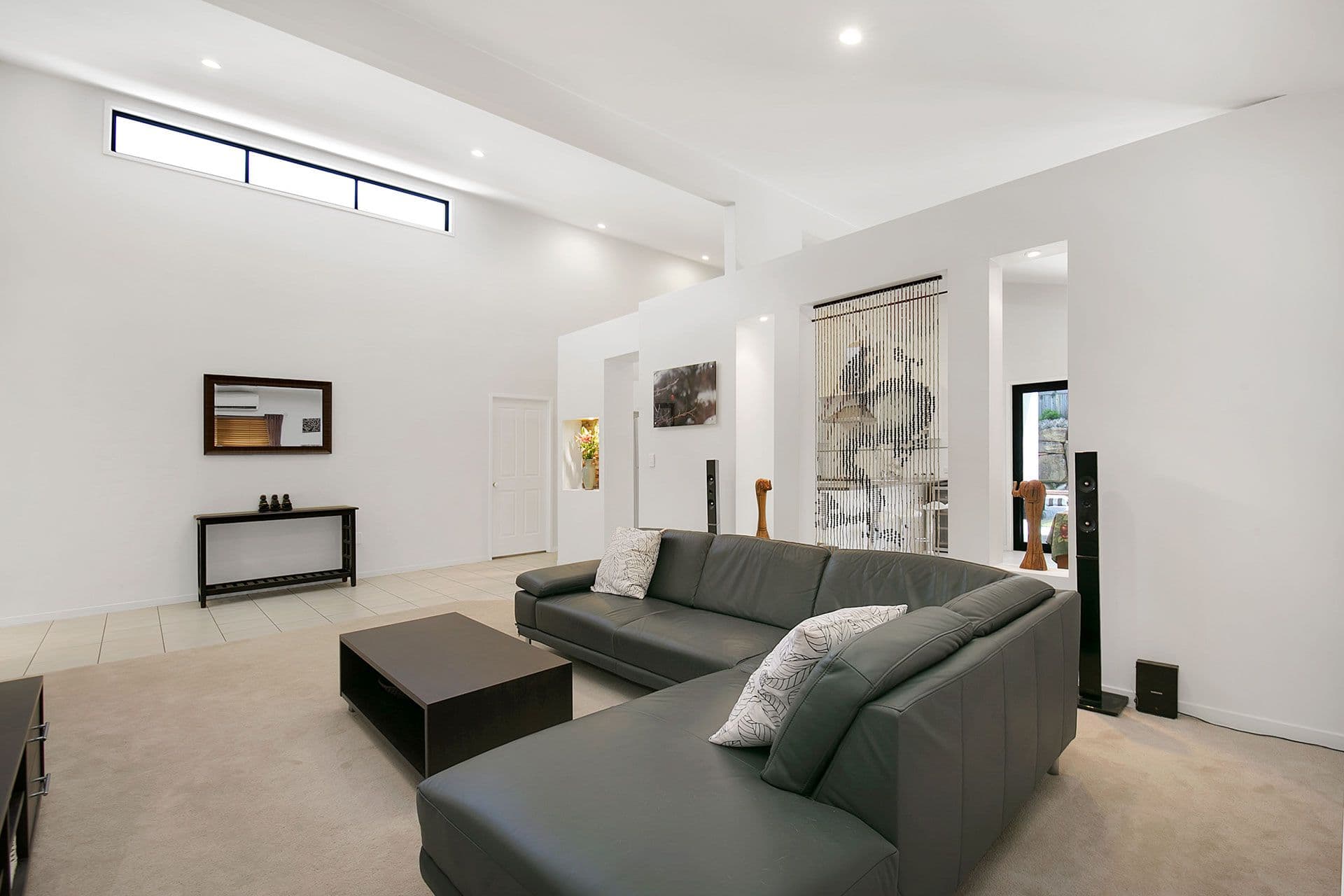 18 Lillydale Place, Calamvale QLD 4116, Calamvale - Thumbnail 2